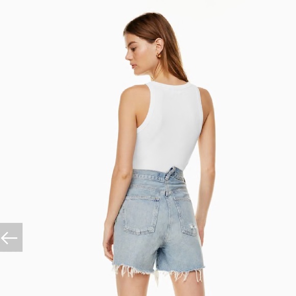 Agolde Criss 100% Cotton Frayed Cross Waist Asymmetrical Denim Jean Shorts - Picture 4 of 11